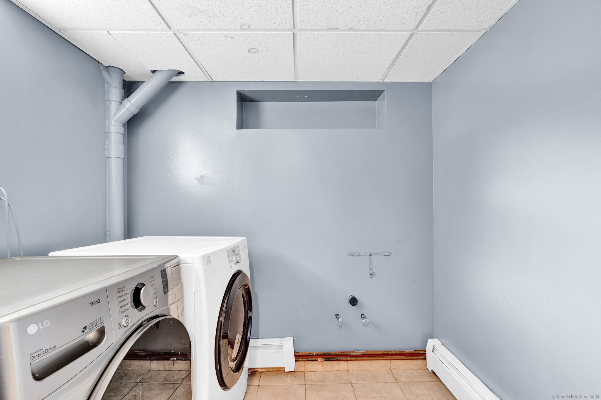 18 Nolan Drive Bloomfield CT 06002