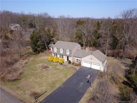 21 Amos Street Hamden CT 06518