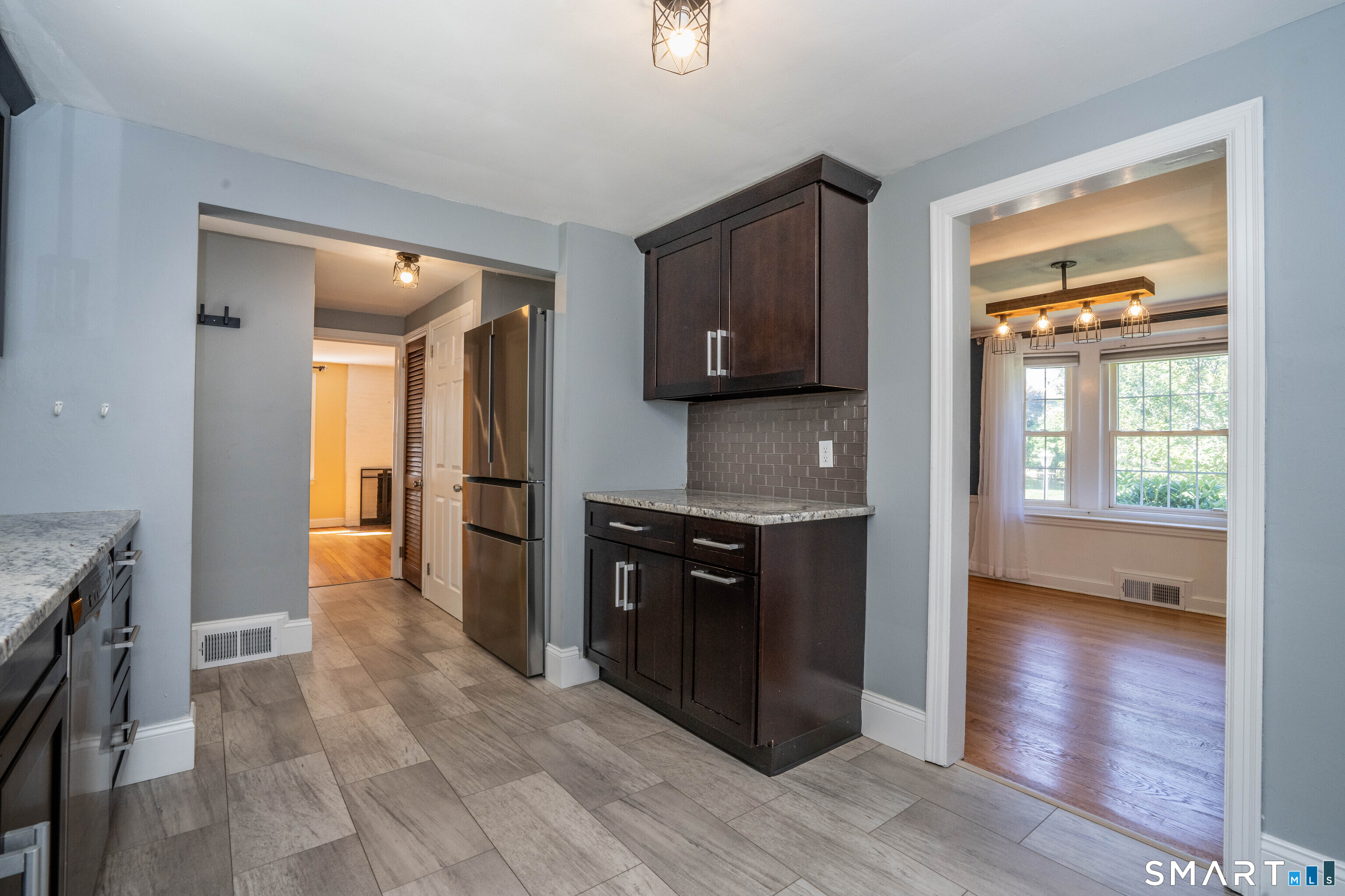 24 Colonial Street West Hartford CT 06110