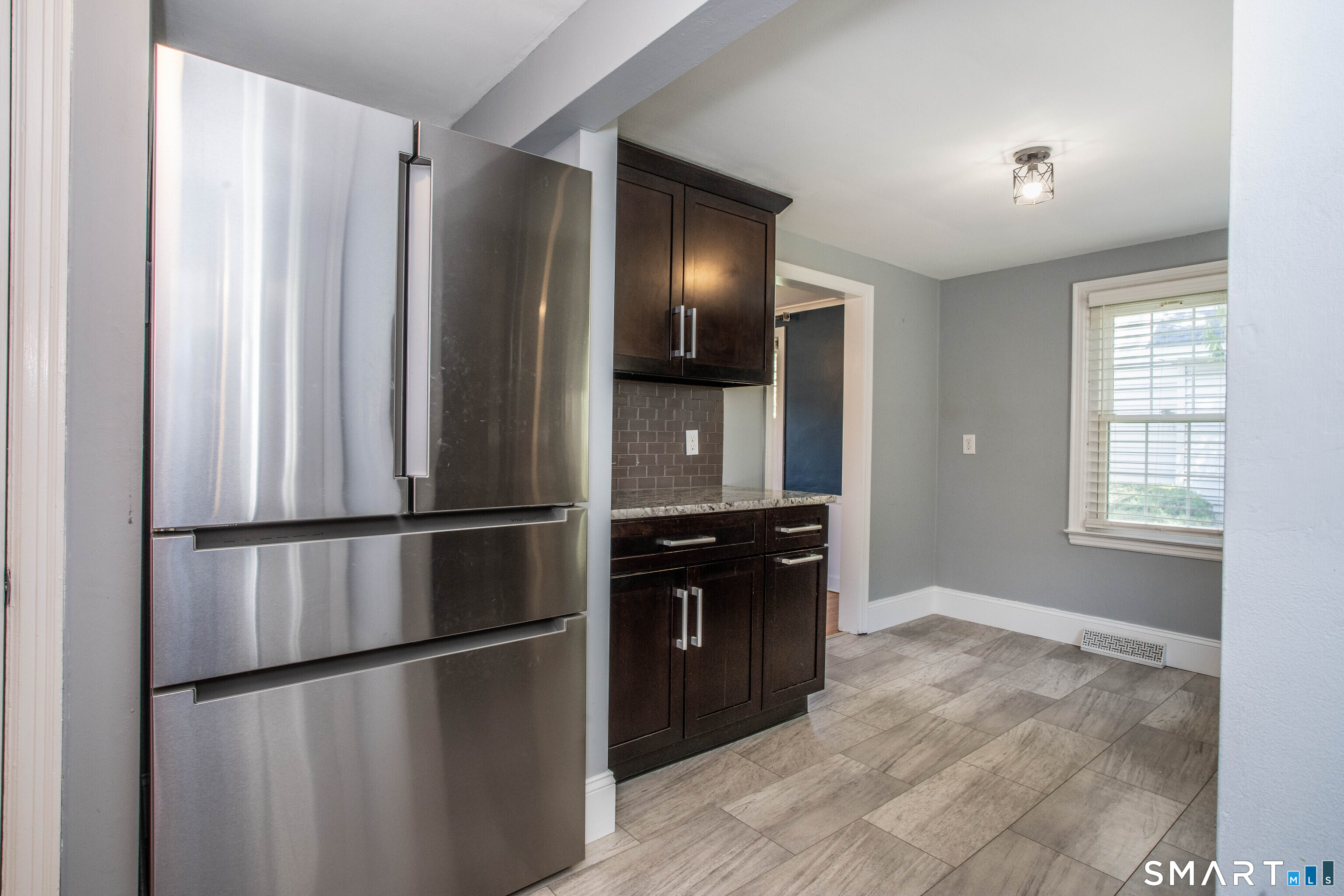 24 Colonial Street West Hartford CT 06110