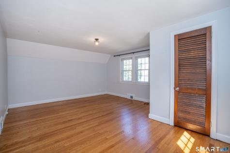 24 Colonial Street West Hartford CT 06110