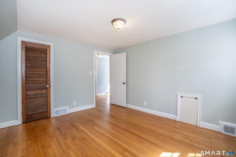 24 Colonial Street West Hartford CT 06110