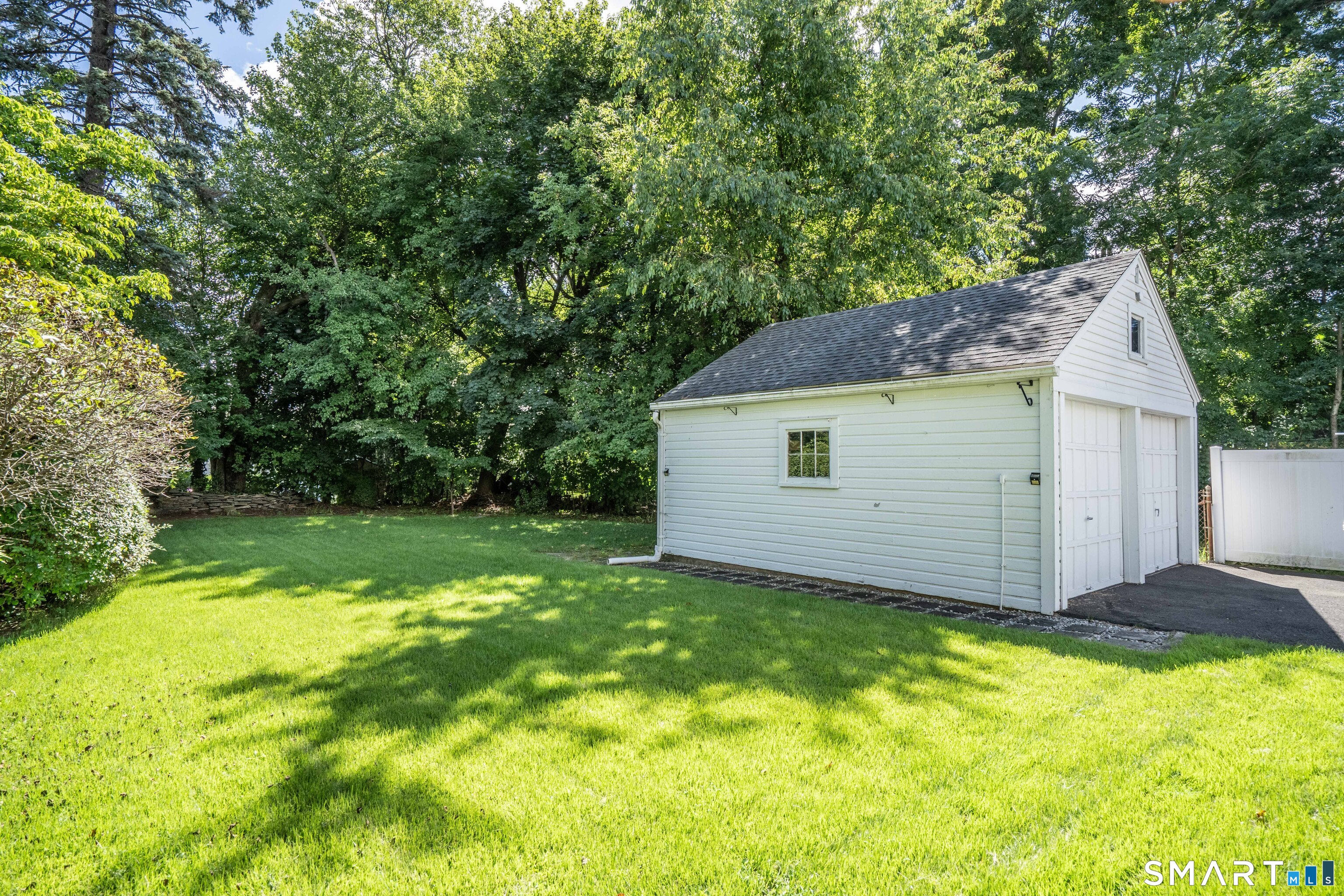 24 Colonial Street West Hartford CT 06110