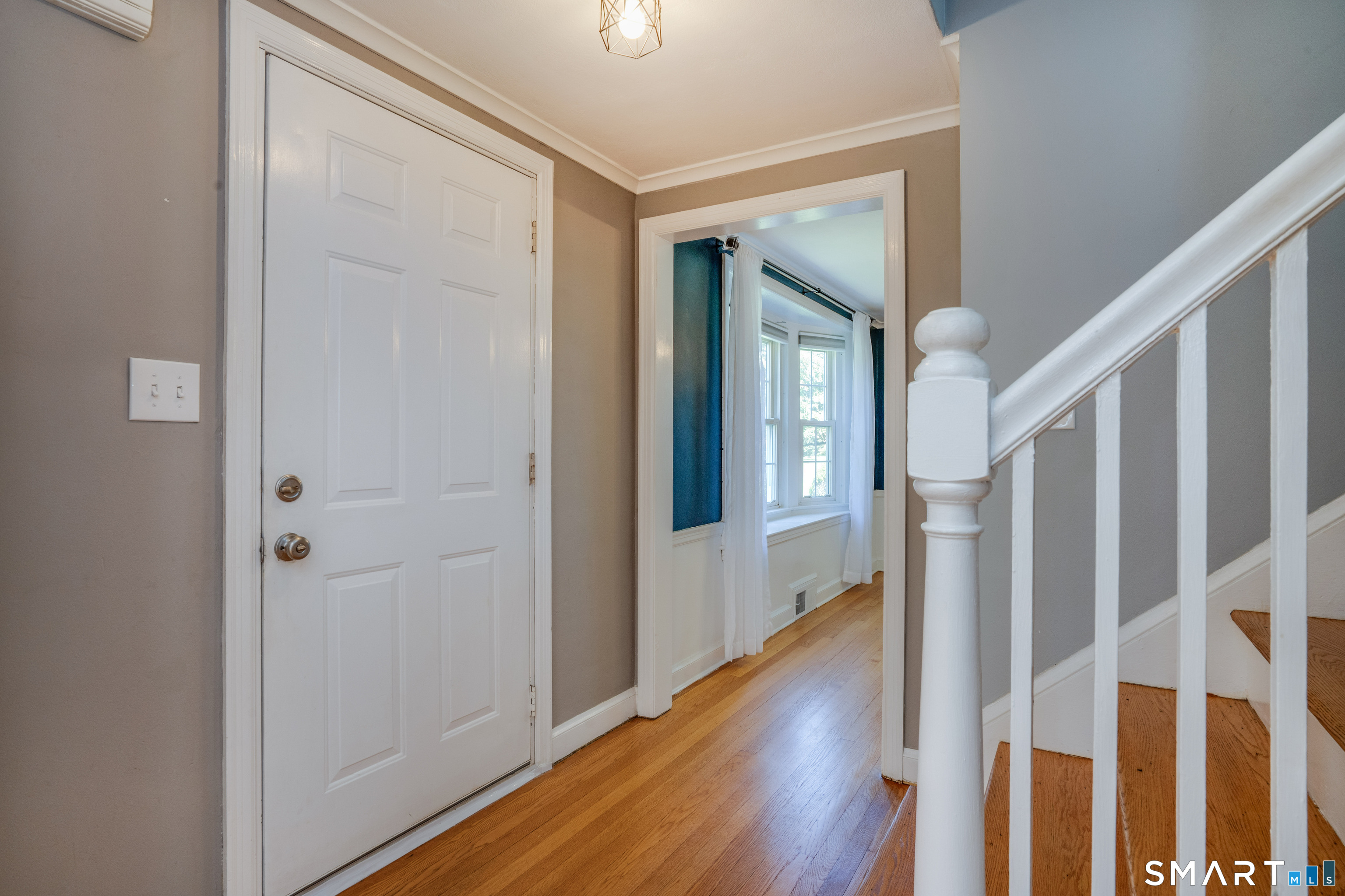 24 Colonial Street West Hartford CT 06110