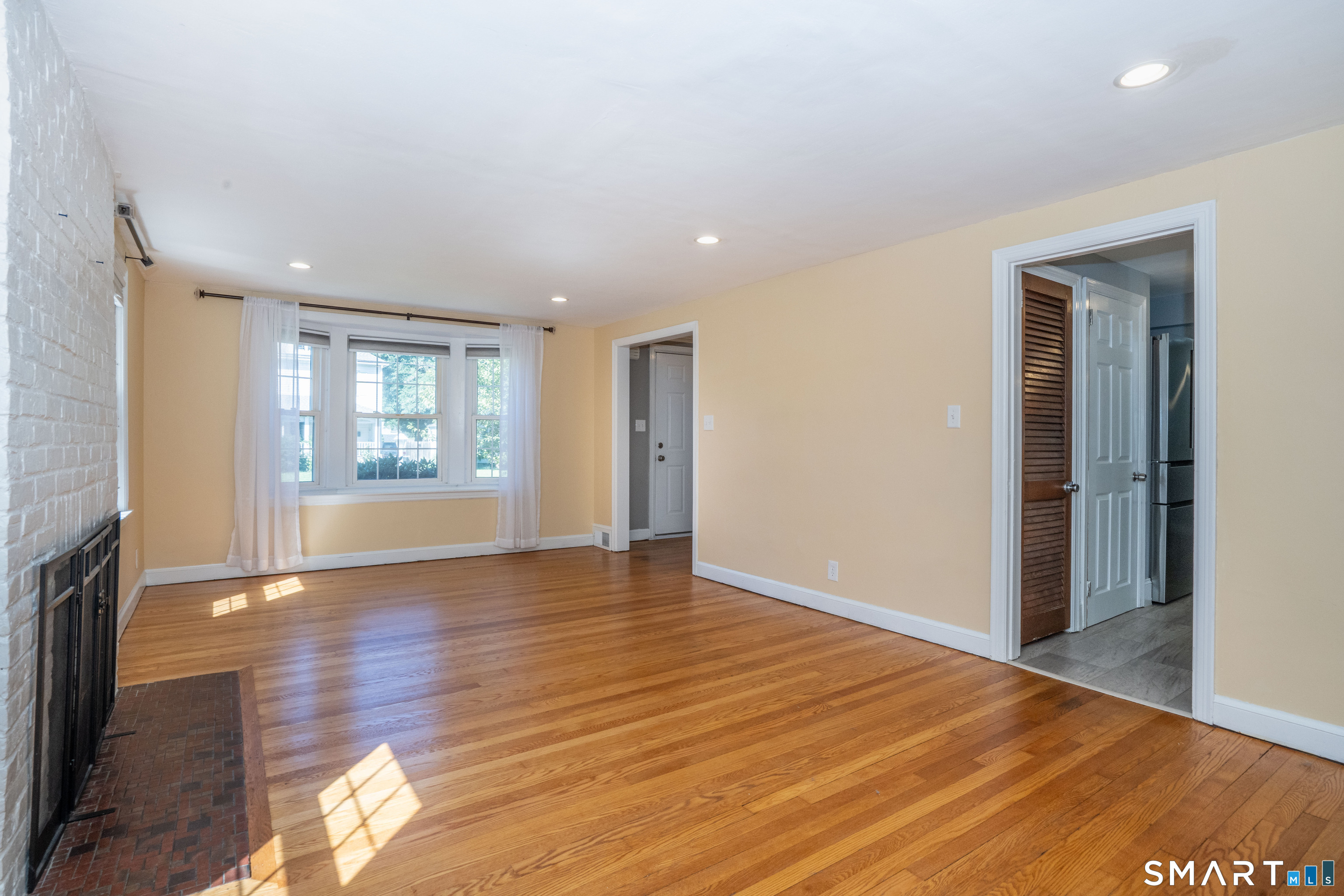 24 Colonial Street West Hartford CT 06110