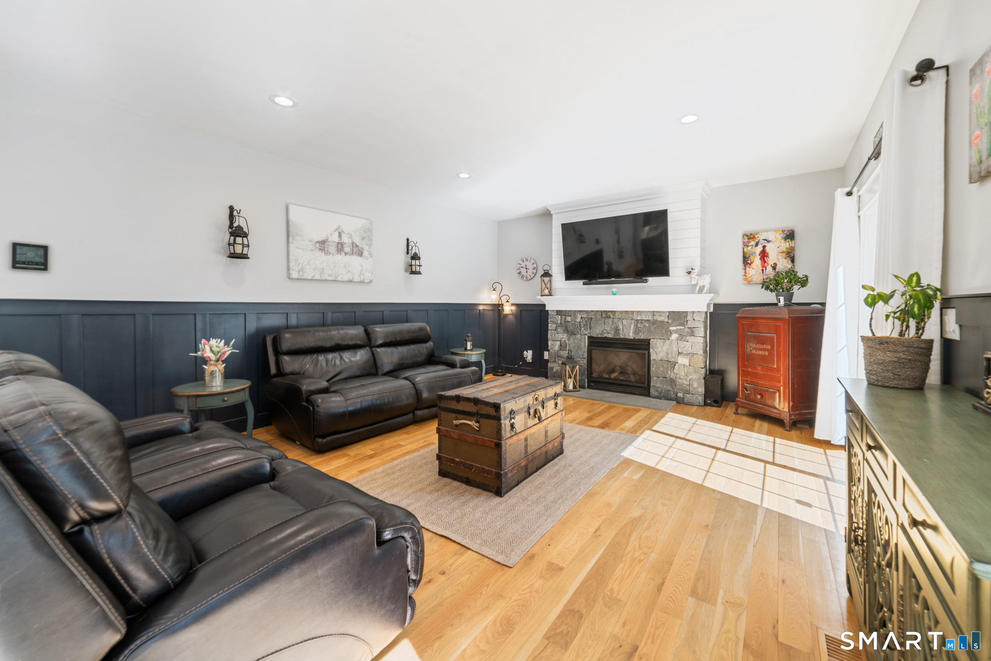 16 Glen Grove Road Deep River CT 06417