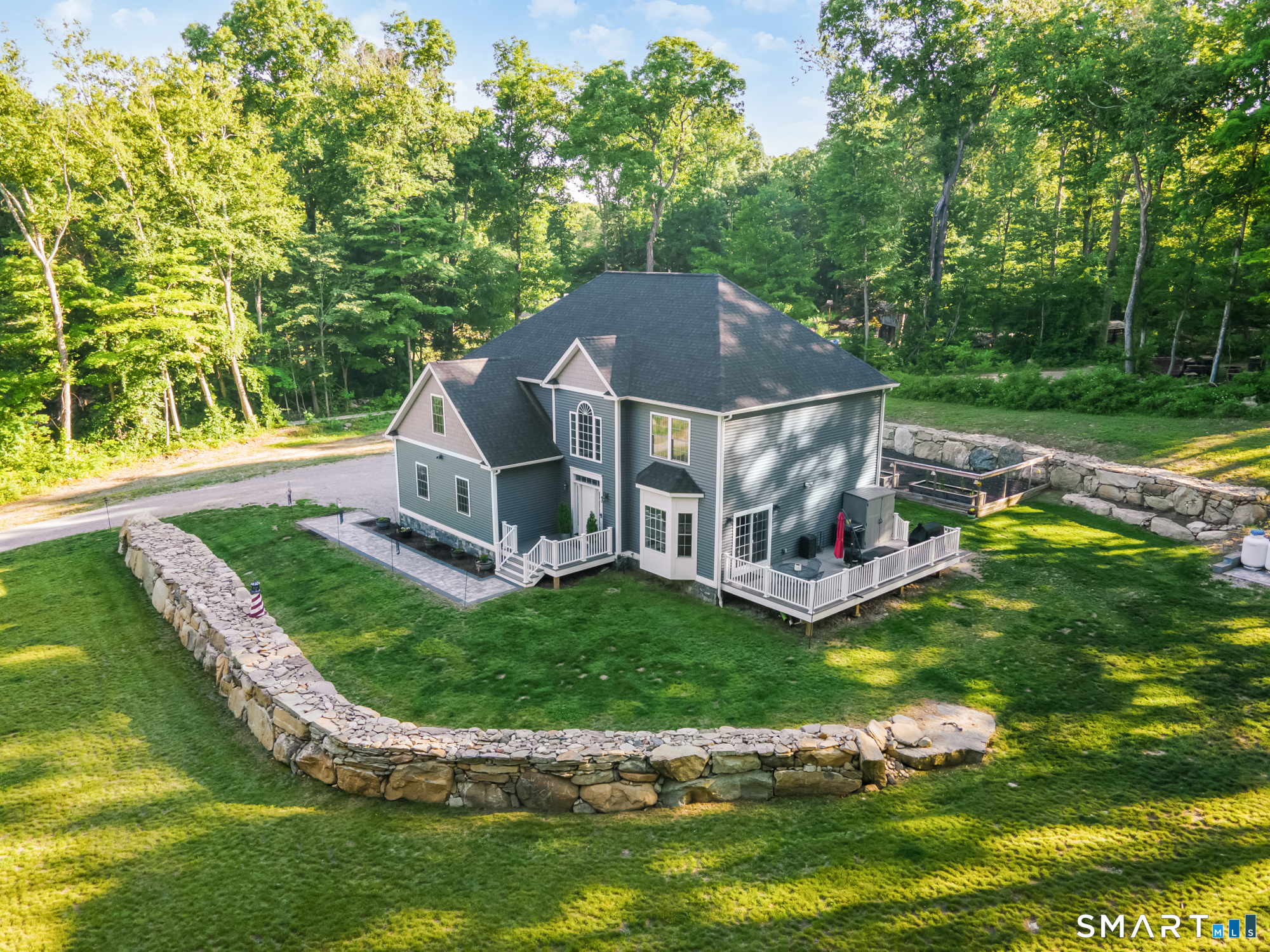16 Glen Grove Road Deep River CT 06417