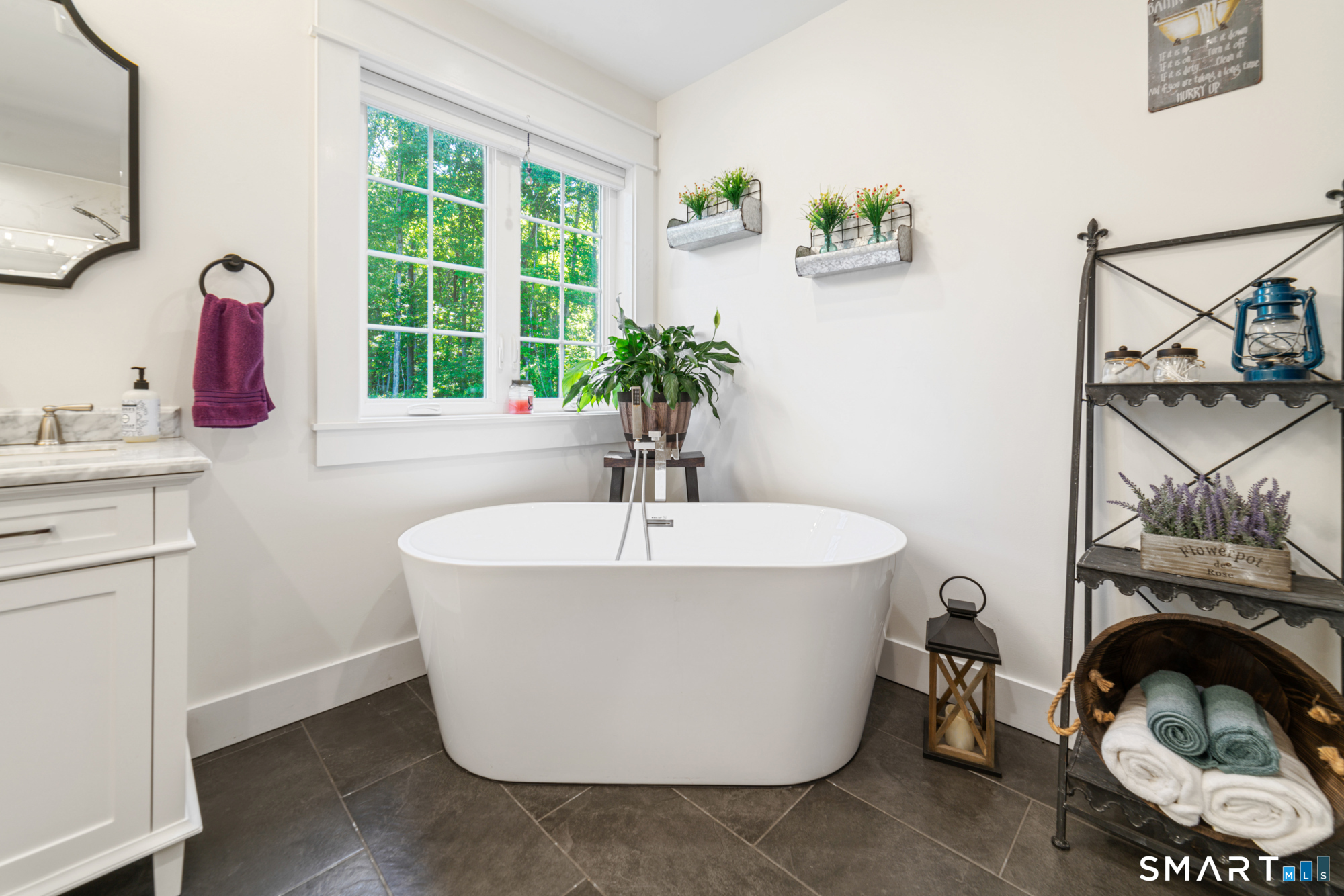16 Glen Grove Road Deep River CT 06417