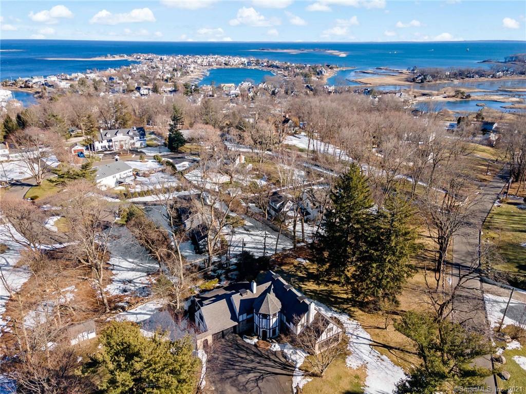 12 Sasqua Road Norwalk CT 06855
