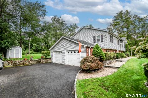 4 Old Turnpike Road Brookfield CT 06804