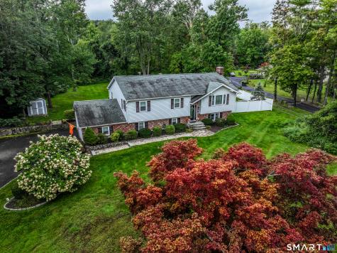 4 Old Turnpike Road Brookfield CT 06804