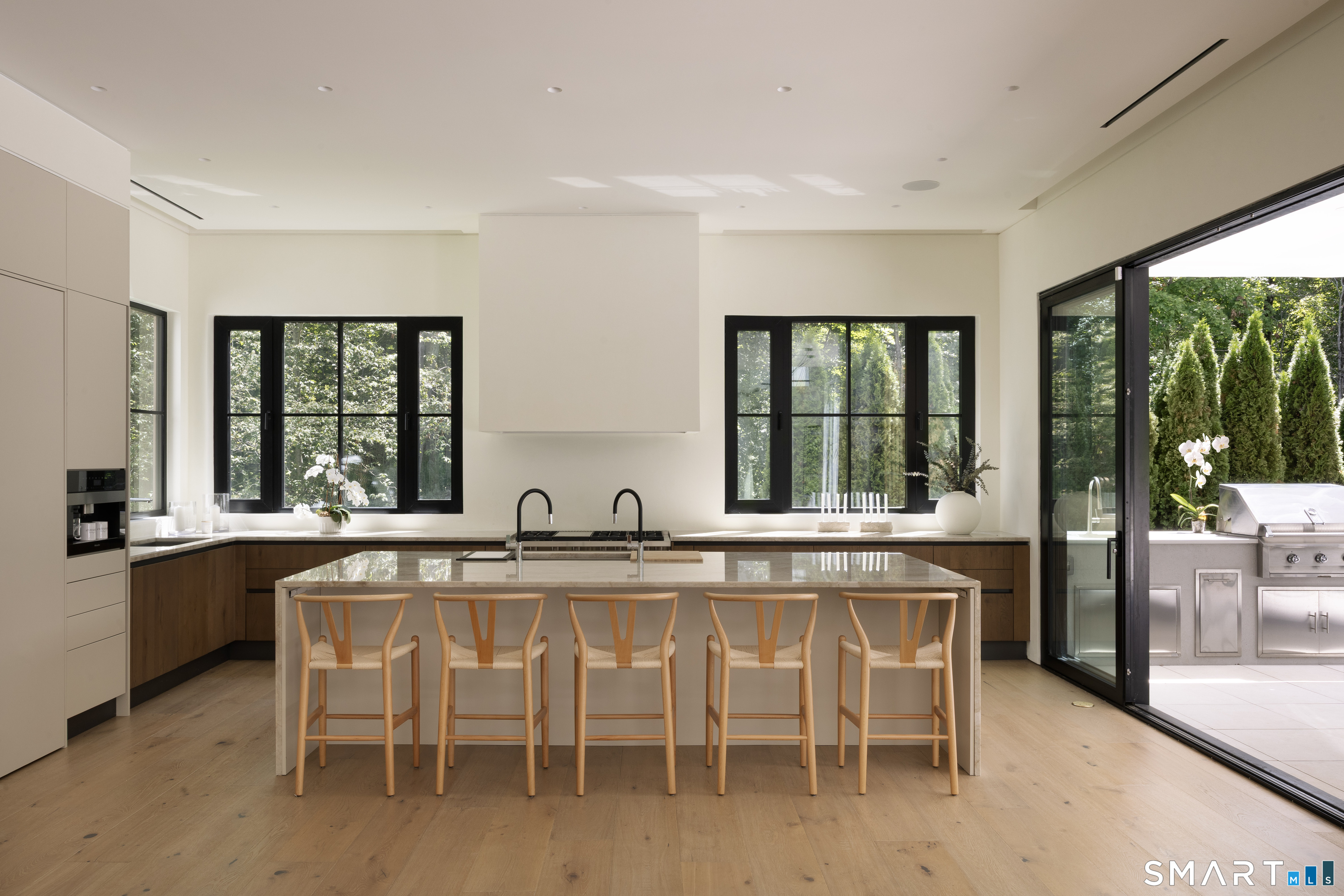 41 Mohawk Lane Greenwich CT 06831