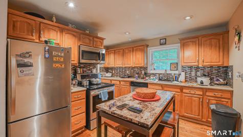 409 Oakville Avenue Waterbury CT 06708