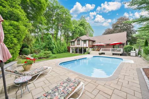 16 Mon Tar Drive Monroe CT 06468