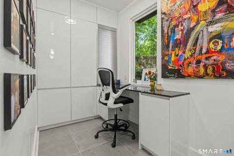 8 Saint Ronan Terrace New Haven CT 06511