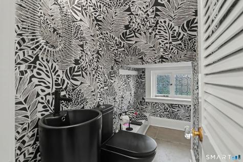 8 Saint Ronan Terrace New Haven CT 06511
