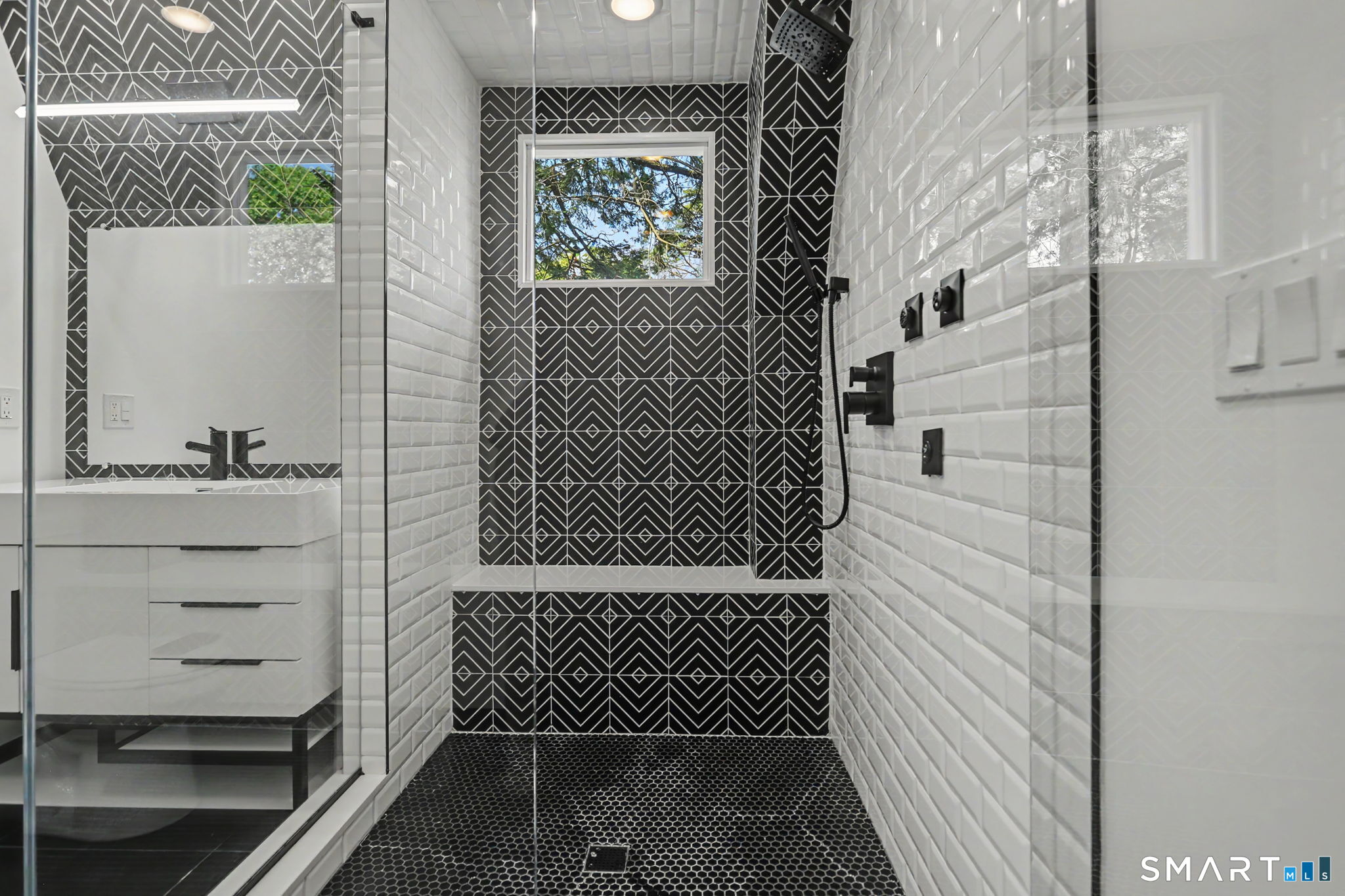 8 Saint Ronan Terrace New Haven CT 06511