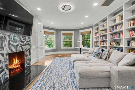 8 Saint Ronan Terrace New Haven CT 06511