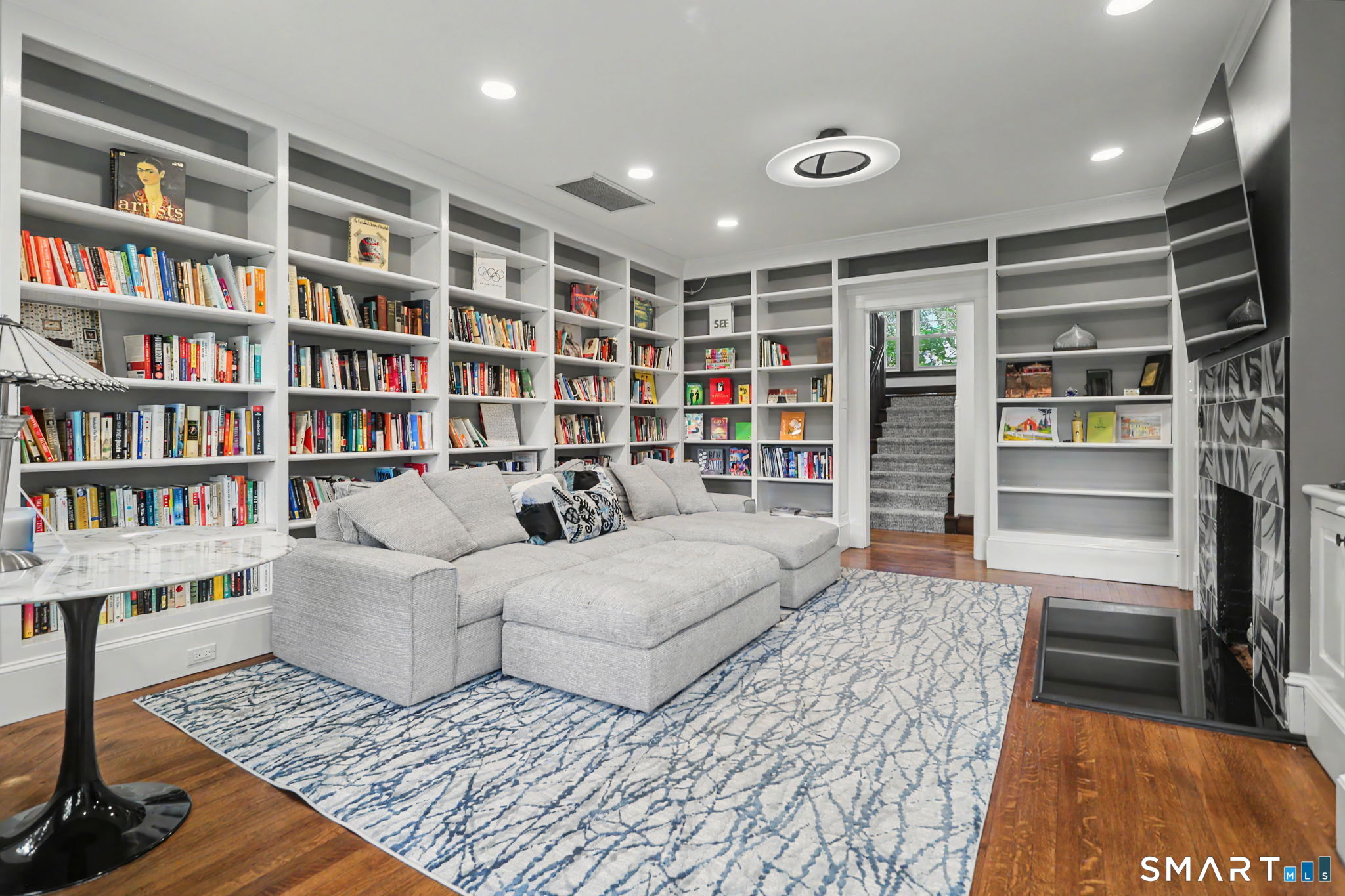 8 Saint Ronan Terrace New Haven CT 06511