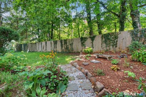 8 Saint Ronan Terrace New Haven CT 06511
