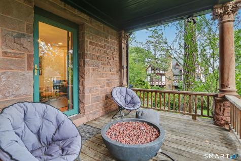8 Saint Ronan Terrace New Haven CT 06511