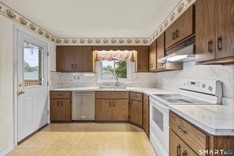 200 Fairfax Drive Stratford CT 06614