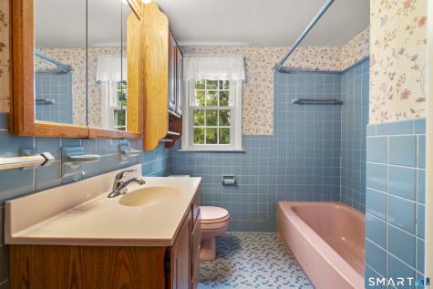 200 Fairfax Drive Stratford CT 06614