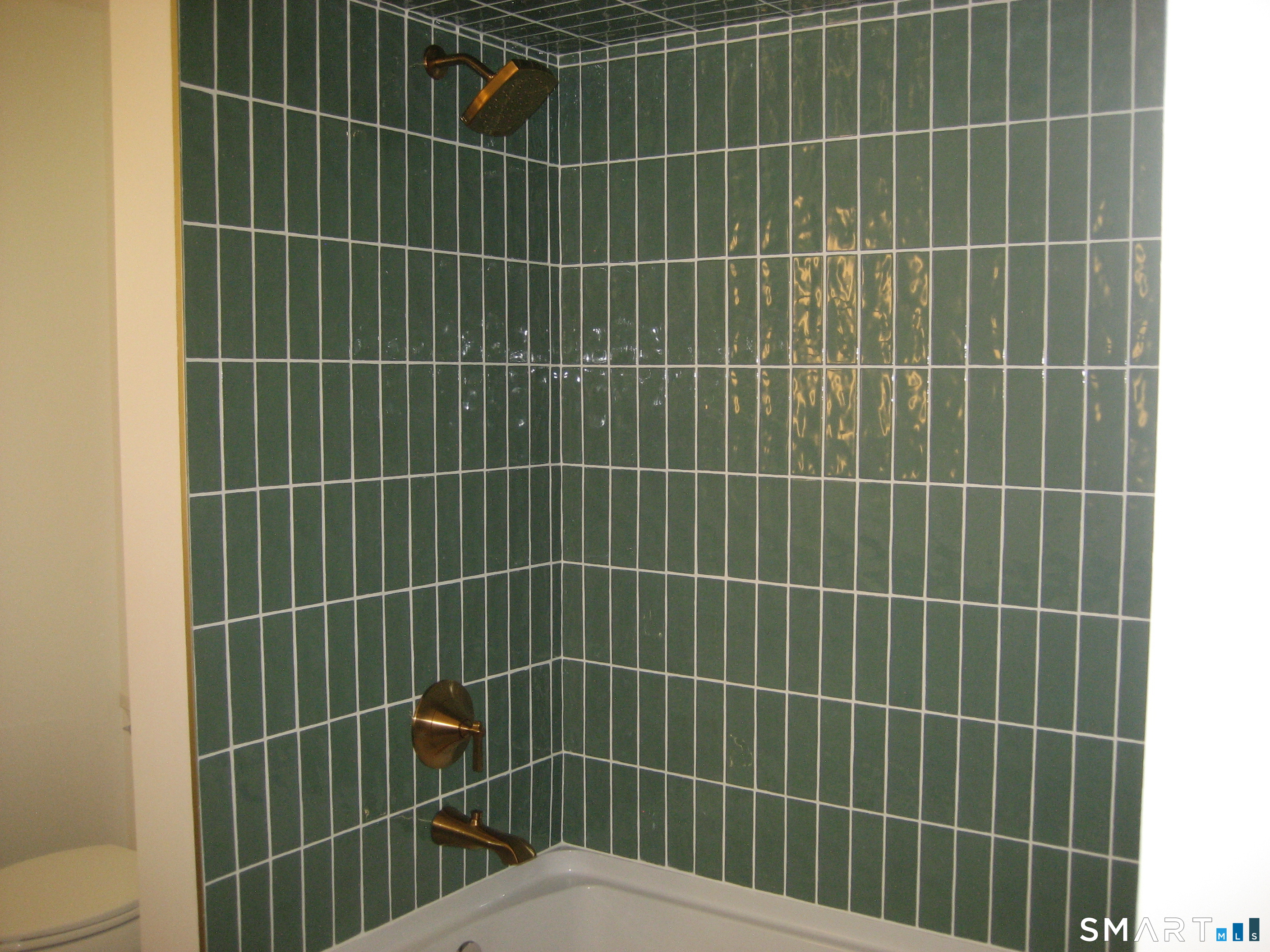 10 Royal Oaks Drive Norwich CT 06360