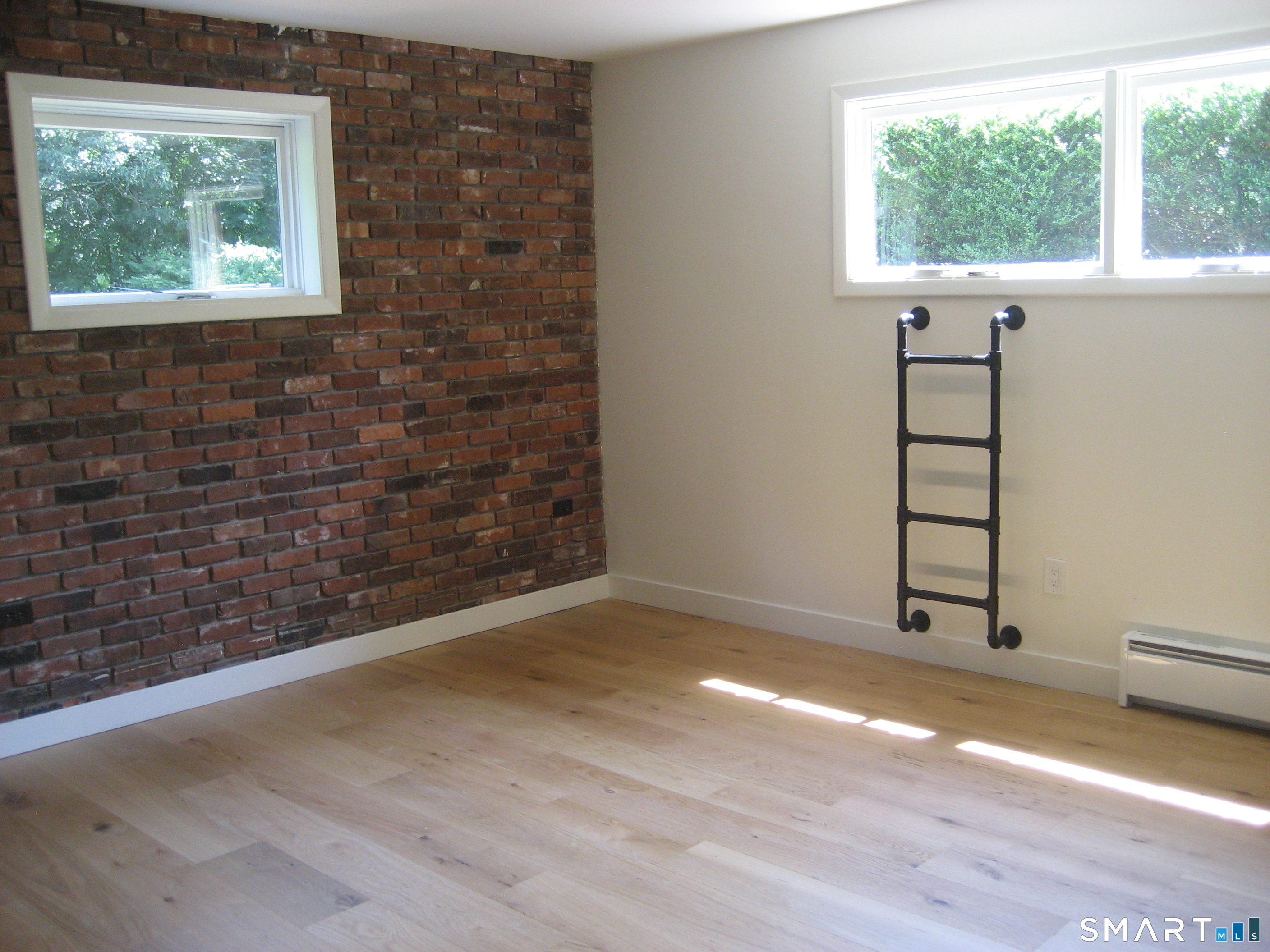 10 Royal Oaks Drive Norwich CT 06360