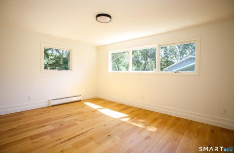 10 Royal Oaks Drive Norwich CT 06360