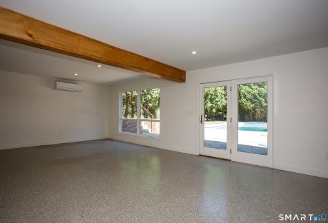10 Royal Oaks Drive Norwich CT 06360