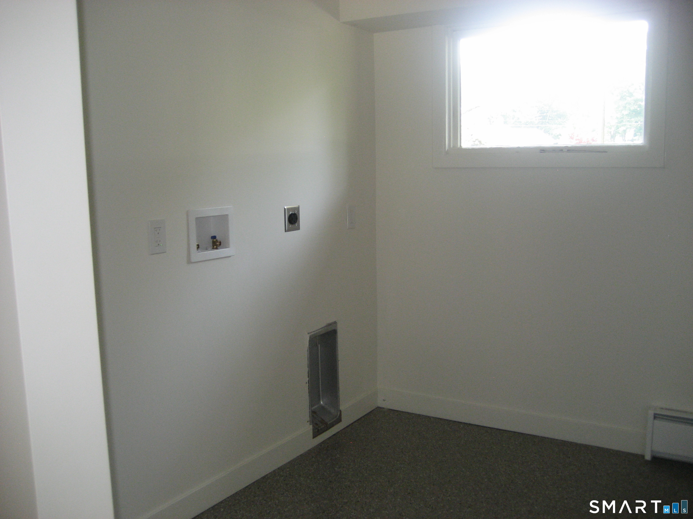10 Royal Oaks Drive Norwich CT 06360