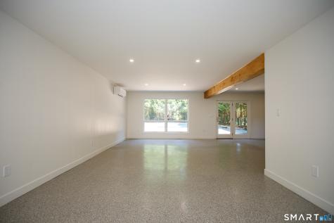 10 Royal Oaks Drive Norwich CT 06360