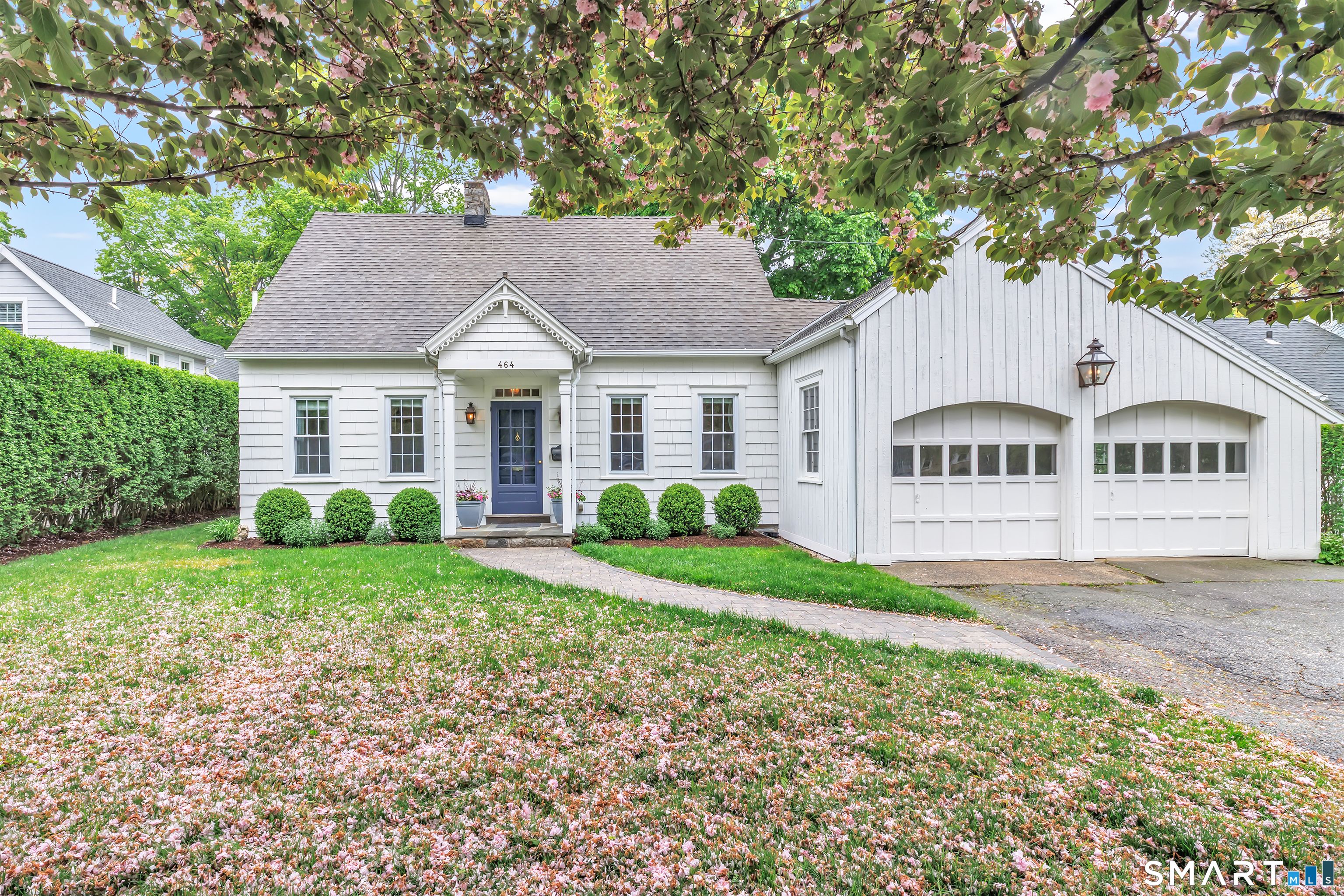 464 Round Hill Road Fairfield CT 06824