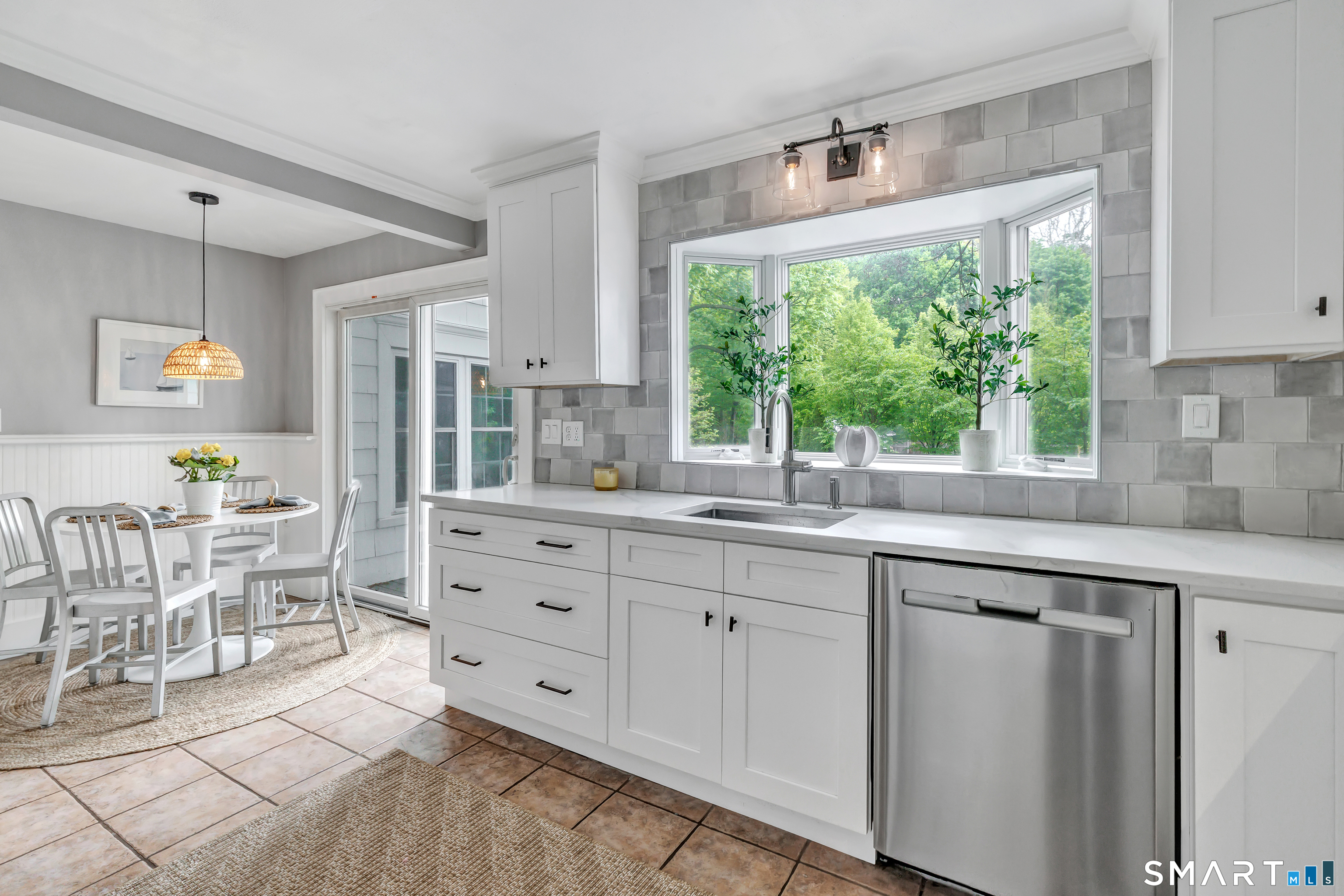 464 Round Hill Road Fairfield CT 06824
