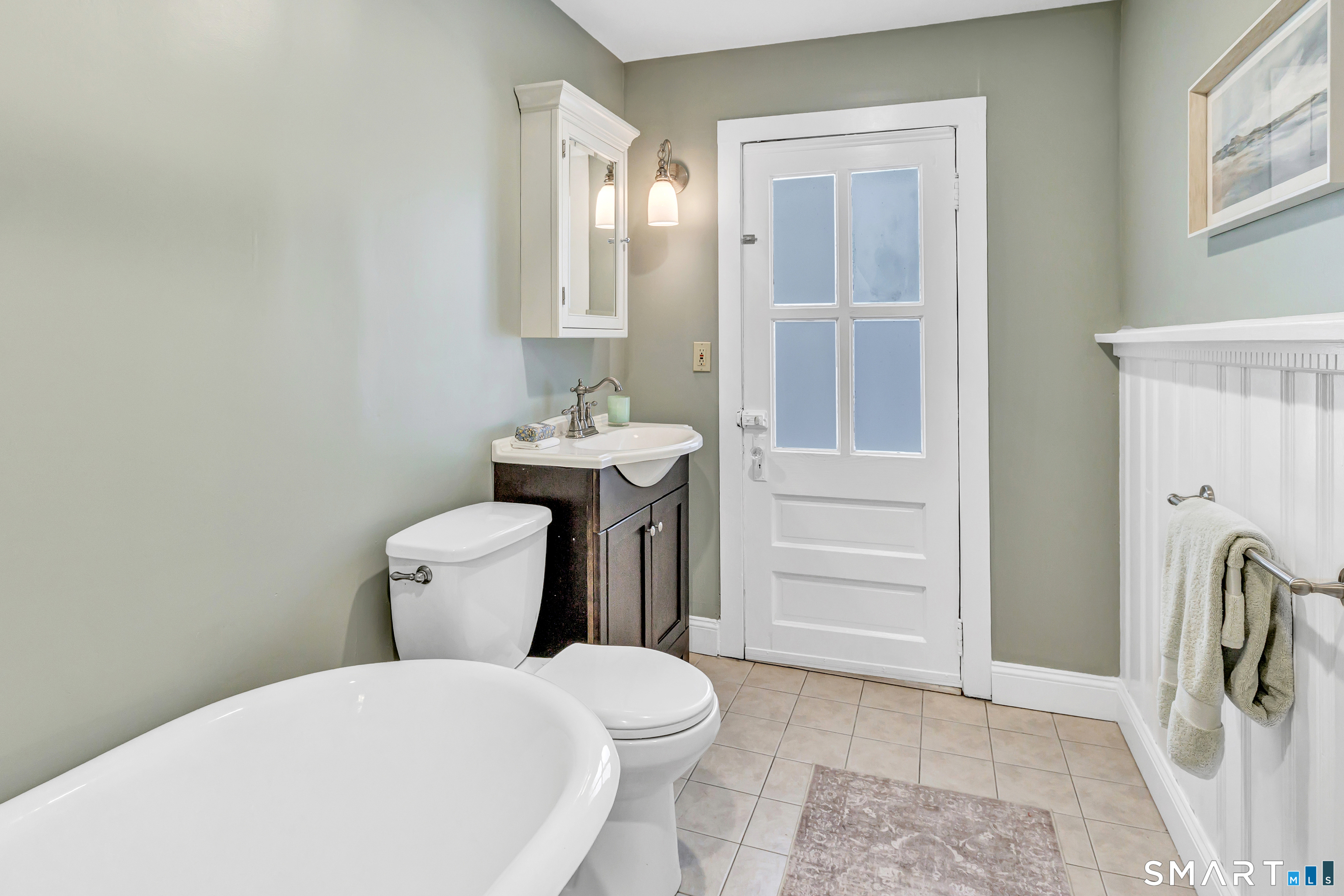 464 Round Hill Road Fairfield CT 06824