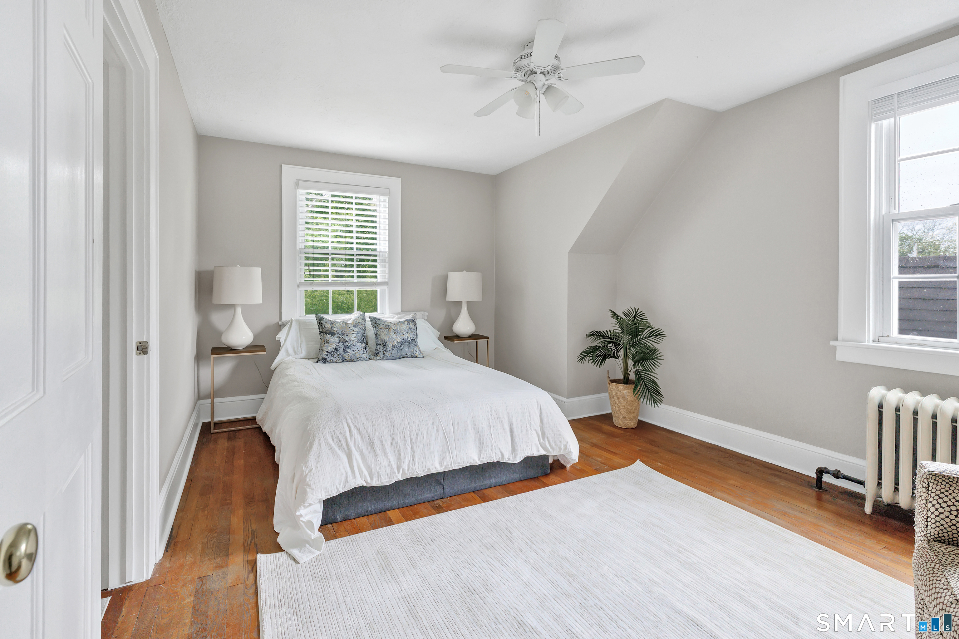 464 Round Hill Road Fairfield CT 06824