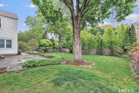 464 Round Hill Road Fairfield CT 06824