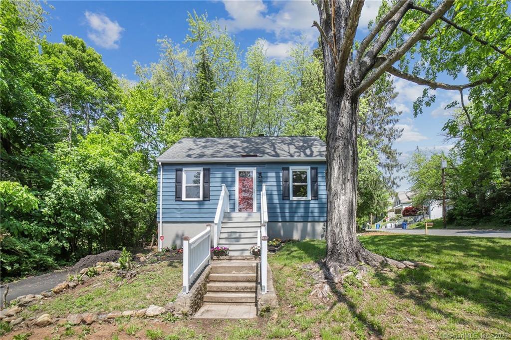 21 Bristol Avenue Waterbury CT 06708