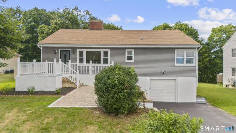 12 Homestead Place Branford CT 06405