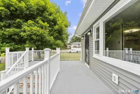 12 Homestead Place Branford CT 06405