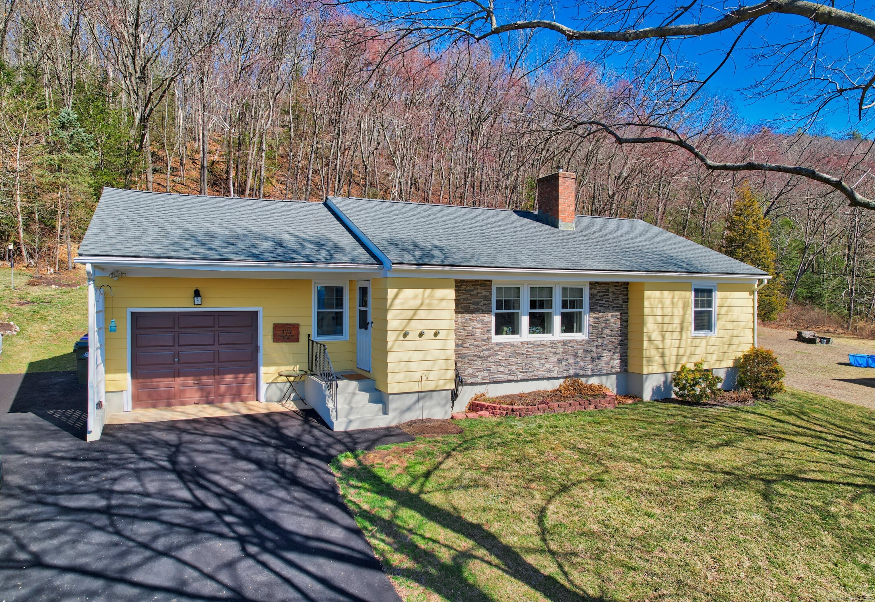 175 Pleasant View Road Thomaston CT 06787