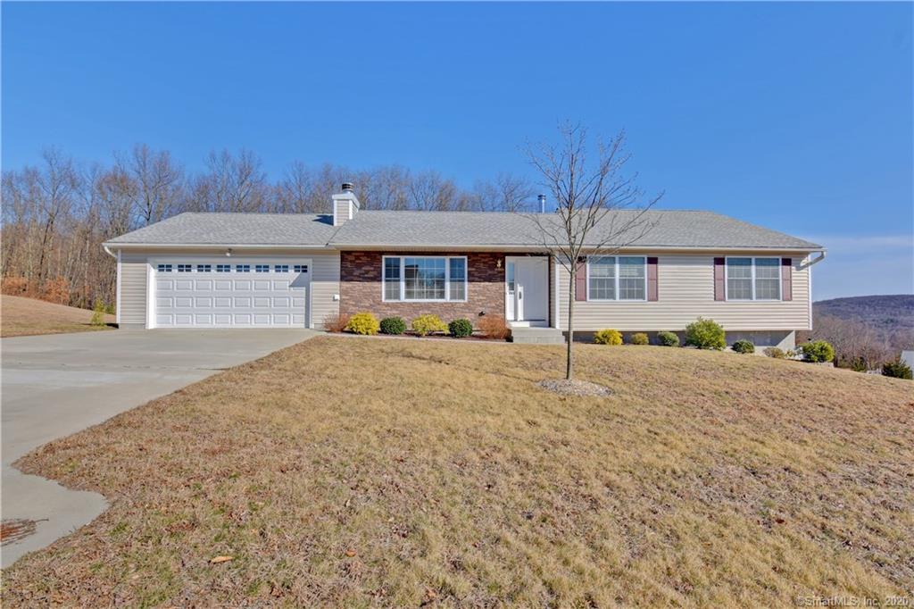 165 Wisteria Drive Naugatuck CT 06770