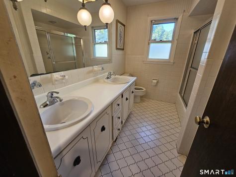 21 Platt Street Ansonia CT 06401