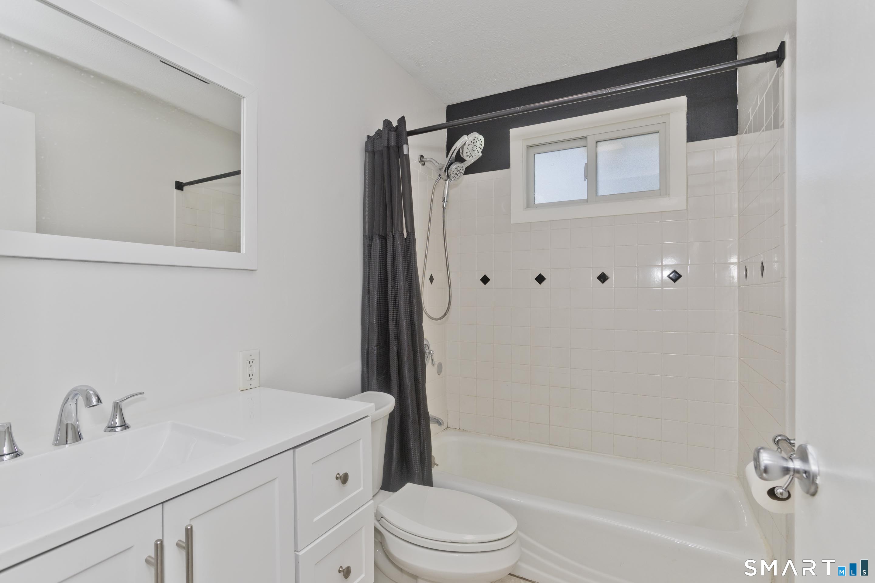 19 Yale Drive Enfield CT 06082