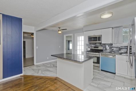 19 Yale Drive Enfield CT 06082