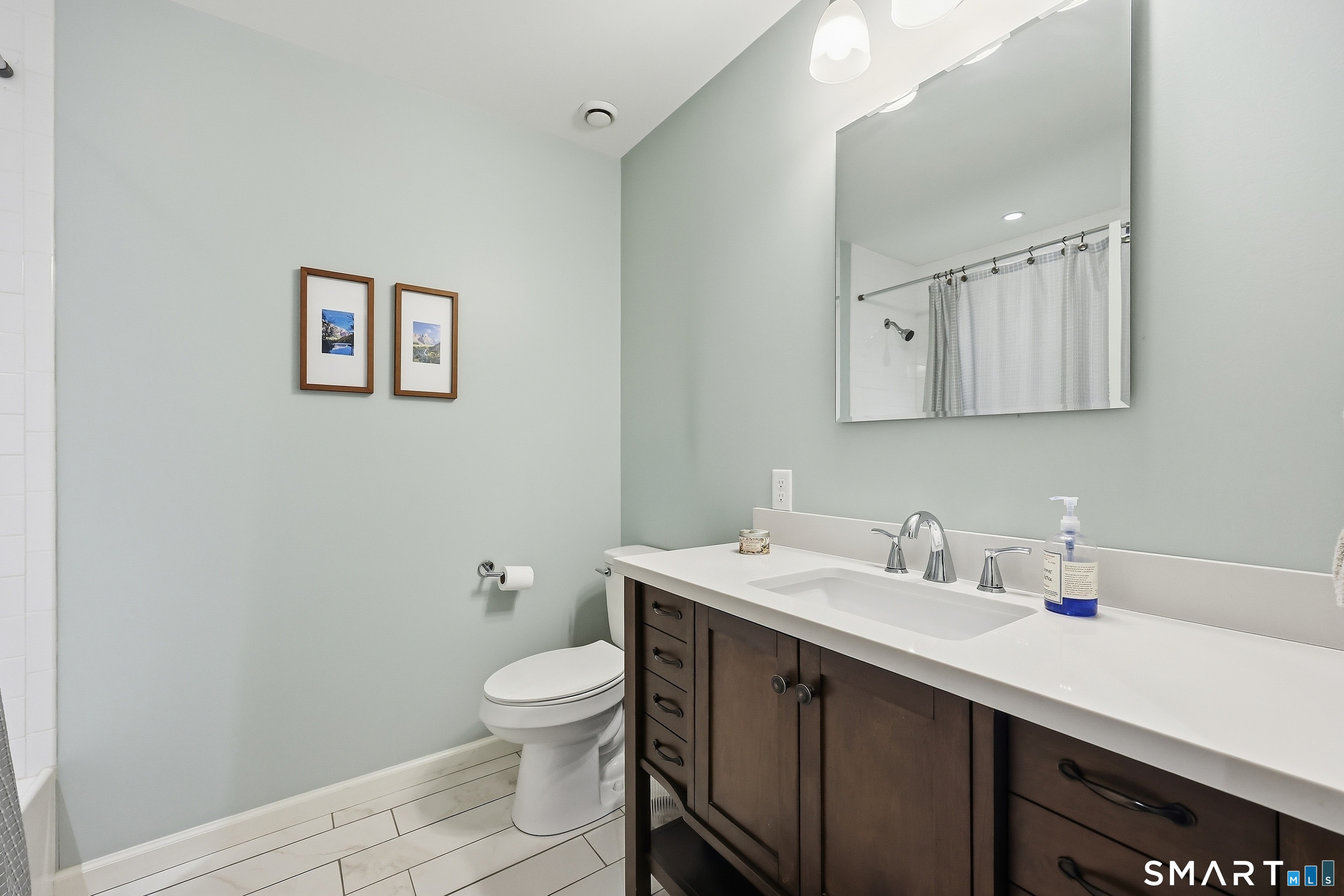 9 Winthrop Drive Farmington CT 06032