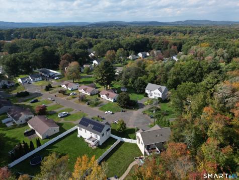 9 Winthrop Drive Farmington CT 06032