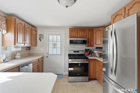 72 Jameswell Road Wethersfield CT 06109