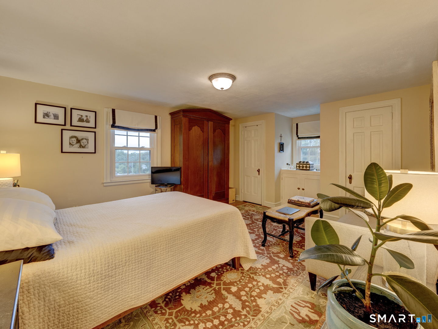 338 Ridgewood Road West Hartford CT 06107